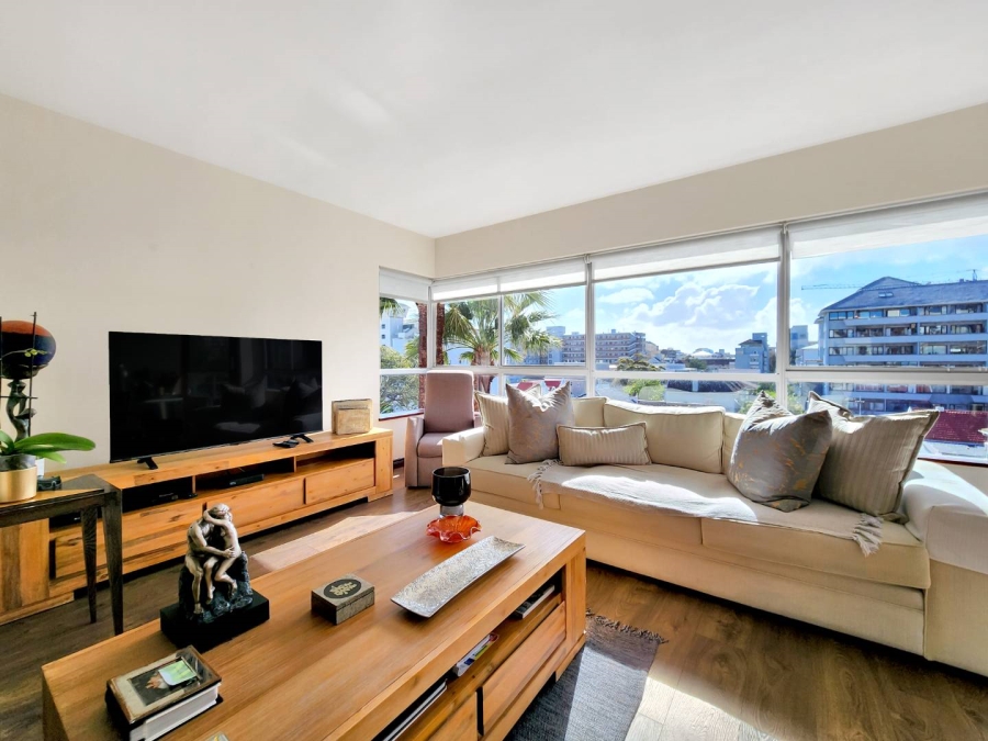 To Let 2 Bedroom Property for Rent in Sea Point Western Cape